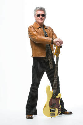 Pat Davey - Bass Guitar/Vocals